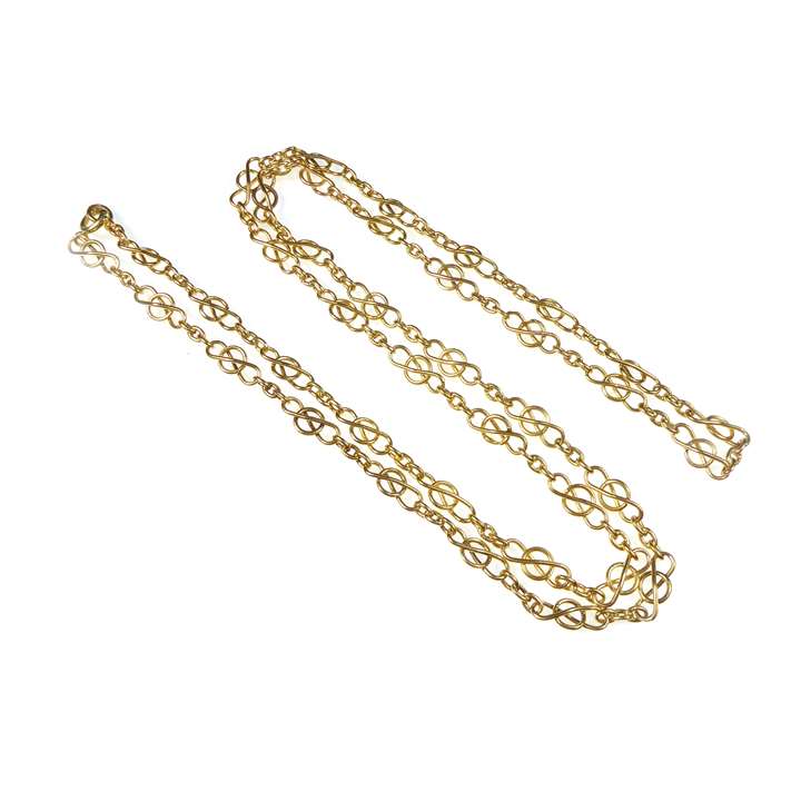 Antique gold figure-of-eight and circle link chain necklace